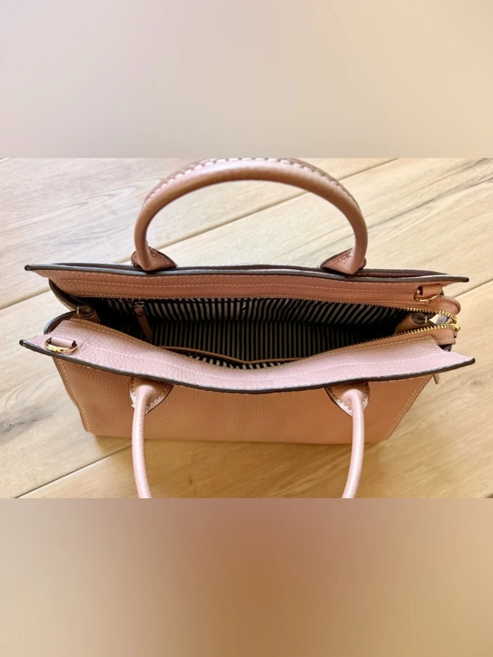 Kate Spade Mauve Purse